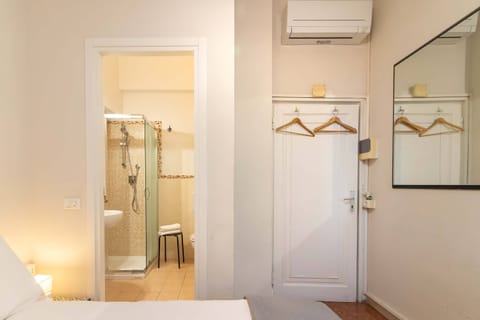 City Room, 1 Double Bed, Private Bathroom, City View | Iron/ironing board, free WiFi, bed sheets