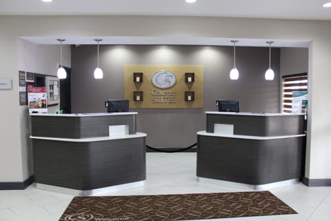 Check-in/check-out kiosk