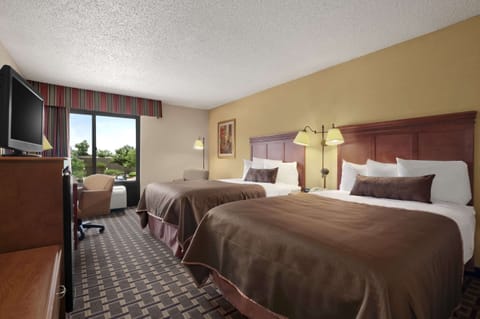 In-room safe, desk, laptop workspace, blackout drapes