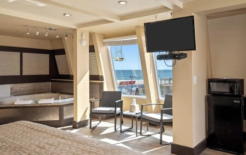 Exclusive Room, 1 King Bed, Beach View | Free WiFi, bed sheets
