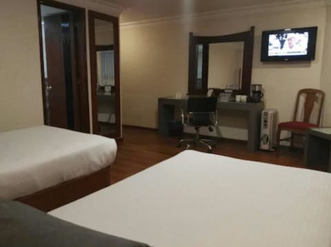 Standard Room, 2 Twin Beds, Non Smoking | In-room safe, desk, blackout drapes, iron/ironing board