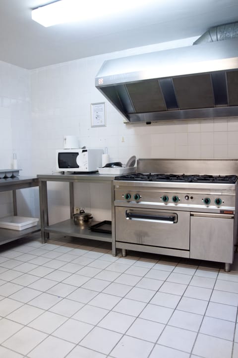 Fridge, microwave, coffee/tea maker, electric kettle