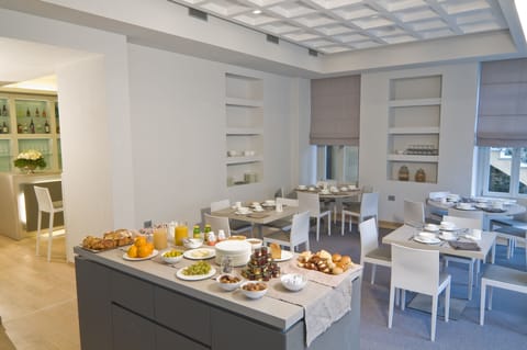 Daily buffet breakfast (EUR 10 per person)