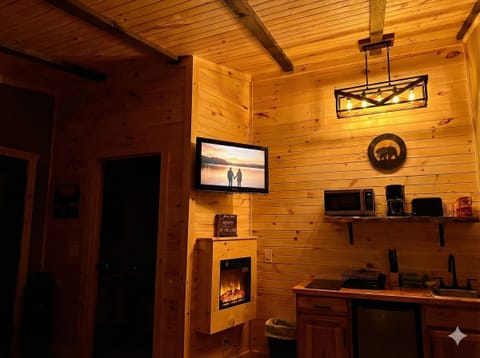 Studio | Blackout drapes, iron/ironing board, free WiFi, bed sheets