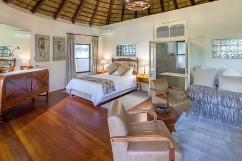 Luxury Triple Room, Garden View, Poolside | 1 bedroom, premium bedding, Select Comfort beds, in-room safe