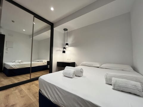 Standard Double or Twin Room | In-room safe, desk, blackout drapes, iron/ironing board