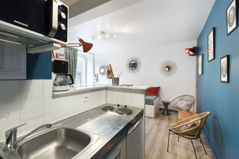 Apartment | Private kitchen | Electric kettle