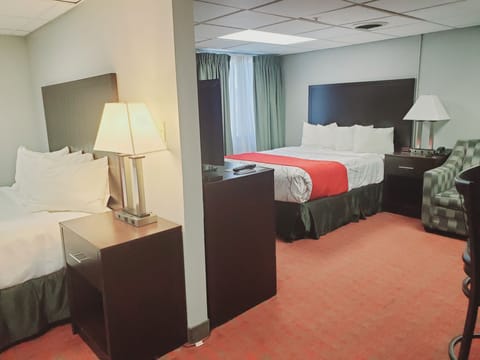 Family Suite (2 Queen) | Desk, laptop workspace, soundproofing, iron/ironing board