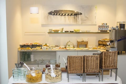 Daily buffet breakfast (EUR 14 per person)
