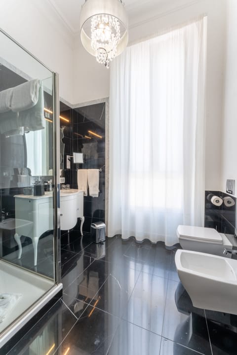 Superior Double Room | Bathroom | Shower, rainfall showerhead, designer toiletries, hair dryer