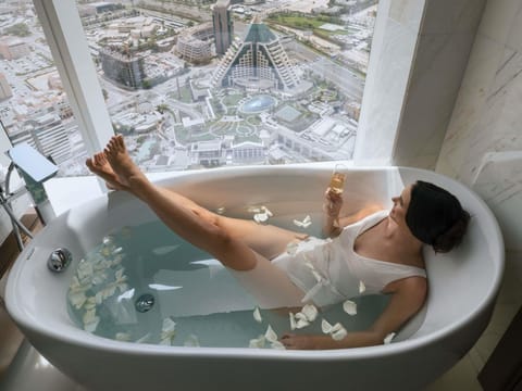 Club Suite, 2 Bedrooms | Premium bedding, minibar, in-room safe, desk