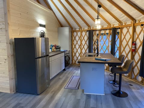 Bungalow, Private Bathroom, Mountain View (The Hideaway) | Private kitchen | Full-size fridge, microwave, oven, stovetop