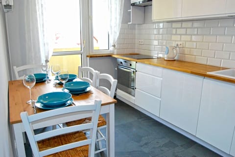 Apartment, Sea View | Private kitchen | Fridge, microwave, stovetop, electric kettle