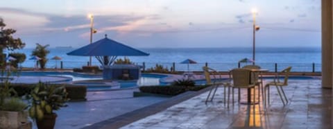 Outdoor pool, sun loungers