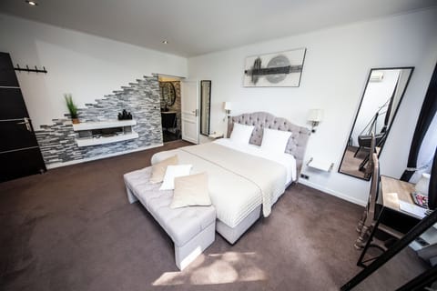 Double Room (Nuptiale) | In-room safe, desk, soundproofing, free WiFi