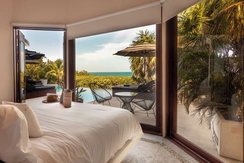 Deluxe Room, Sea View, Poolside | Premium bedding, in-room safe, individually decorated