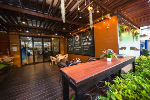 Coffee shop
