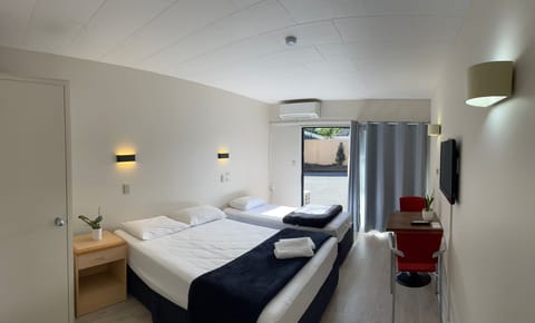 Studio | Iron/ironing board, WiFi (surcharge), bed sheets