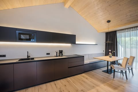 Apartment | Living area | 43-inch flat-screen TV with cable channels