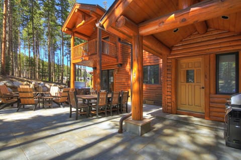 House, 5 Bedrooms | BBQ/picnic area