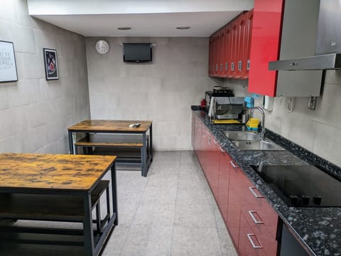 In-room safe, soundproofing, iron/ironing board, free WiFi