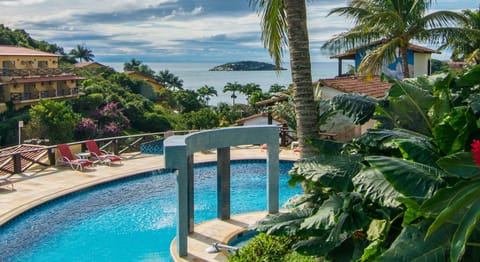 2 outdoor pools