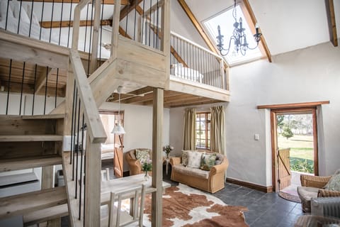 Macaw Self-Catering Suite | Living area