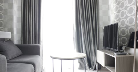 Room | Living room | TV
