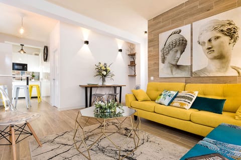 Apartment (2 Bedrooms) | Living area | 32-inch flat-screen TV with cable channels, TV