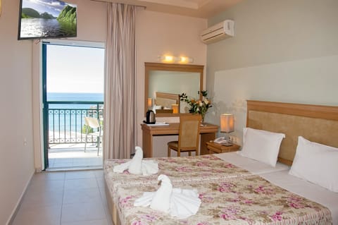 In-room safe, desk, blackout drapes, free WiFi