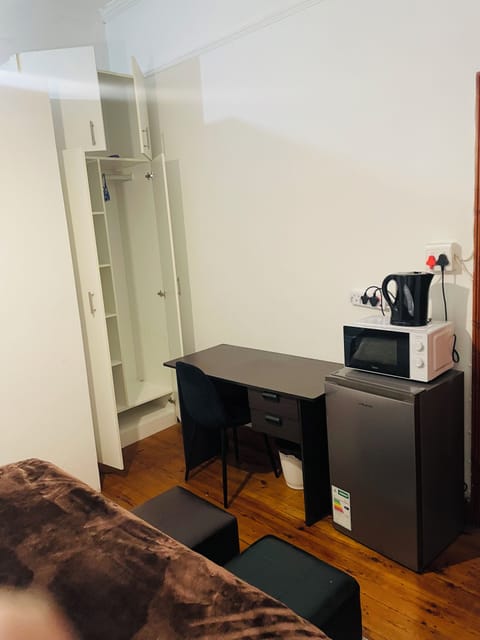 Comfort Room, 1 Bedroom, Non Smoking, Corner | Free WiFi, bed sheets