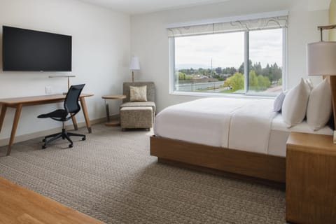 In-room safe, desk, laptop workspace, blackout drapes