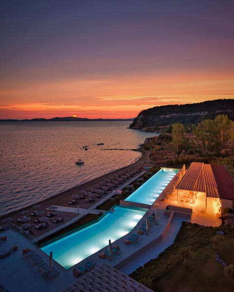 Private beach, sun loungers, beach umbrellas, beach towels
