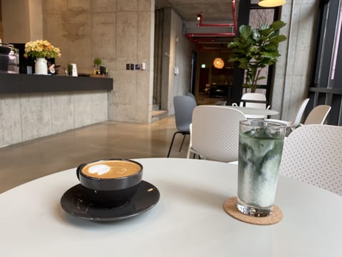 Coffee shop
