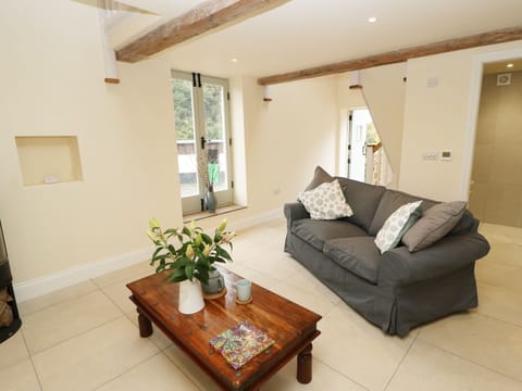 Cottage | Living room | TV