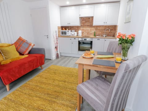 Cottage | Living room | TV