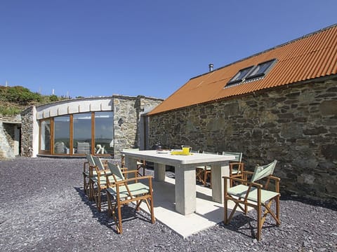 Cottage | Outdoor dining