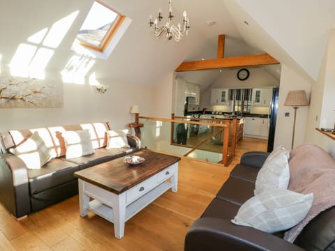 Cottage | Living room | TV