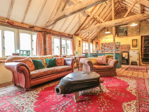 Cottage | Living area