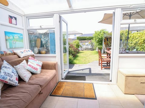 Cottage | Living area