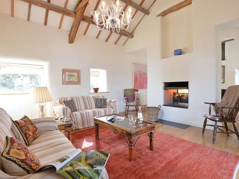 Cottage | Interior