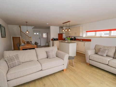 Cottage | Living room | TV