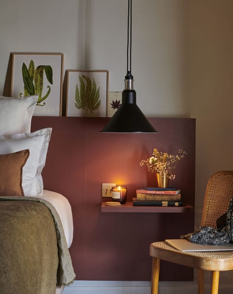 Deluxe Room | In-room safe, individually decorated, individually furnished, desk