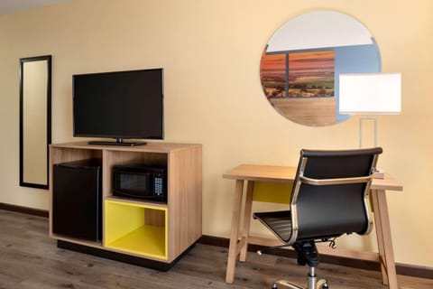 Desk, iron/ironing board, free cribs/infant beds, free WiFi