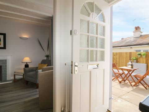 Cottage | 2 bedrooms, individually decorated, individually furnished, free WiFi