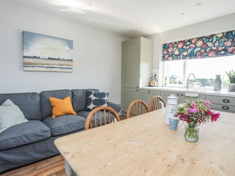 Cottage | Living room