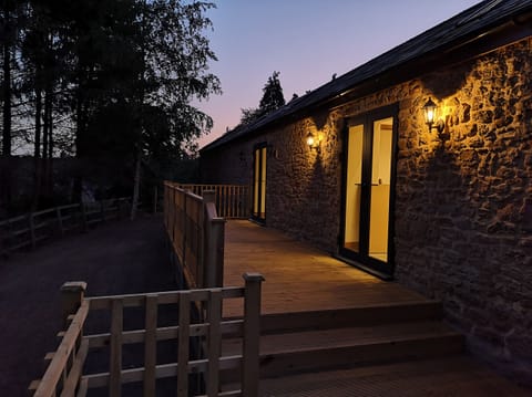 Cottage | Interior
