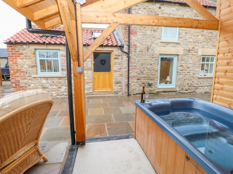 Cottage | Property grounds