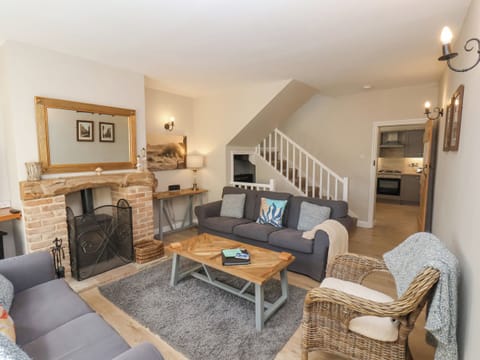 Cottage | Living area