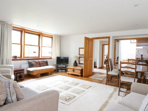 Cottage | Living room | TV, DVD player